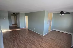 7815 Summerdale Ave, Philadelphia, PA 19111 - Photo 10