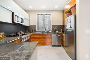 813 N Orianna St, Philadelphia, PA 19123 - Photo 16