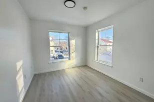 1811 S 32nd St, Philadelphia, PA 19145 - Photo 22