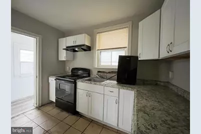 231 W Albanus Street, Philadelphia, PA 19120 - Photo 10