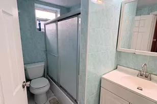 2033 S 9th St, Philadelphia, PA 19148 - Photo 12