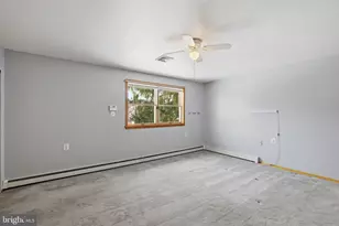 708 Hoffnagle St, Philadelphia, PA 19111 - Photo 40