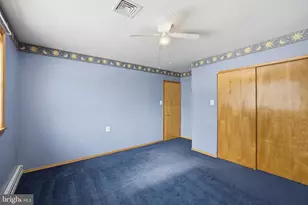 708 Hoffnagle St, Philadelphia, PA 19111 - Photo 38