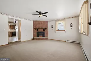 708 Hoffnagle St, Philadelphia, PA 19111 - Photo 8