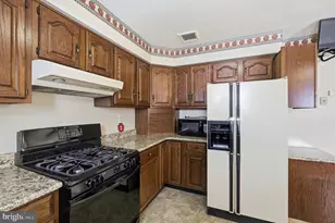 708 Hoffnagle St, Philadelphia, PA 19111 - Photo 6