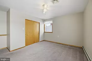 708 Hoffnagle St, Philadelphia, PA 19111 - Photo 28