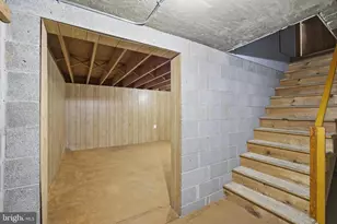 708 Hoffnagle St, Philadelphia, PA 19111 - Photo 46