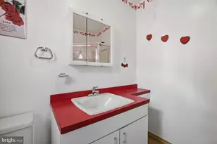 708 Hoffnagle St, Philadelphia, PA 19111 - Photo 44