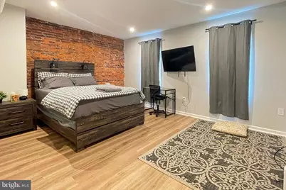 876 N 19th Street, Philadelphia, PA 19130 - Photo 12