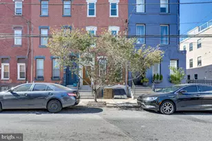 876 N 19th St, Philadelphia, PA 19130 - Photo 2