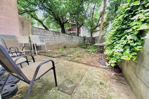 876 N 19th St, Philadelphia, PA 19130 - Photo 24