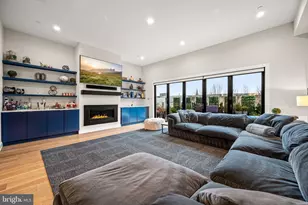 4588 Silverwood St, Philadelphia, PA 19127 - Photo 10