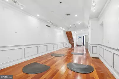 329 W Girard Avenue, Philadelphia, PA 19123 - Photo 6