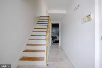 389 E Gorgas Lane, Philadelphia, PA 19119 - Photo 2