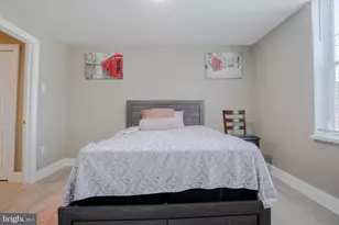 2008 Latona St, Philadelphia, PA 19146 - Photo 14