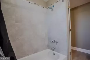 2008 Latona St, Philadelphia, PA 19146 - Photo 14