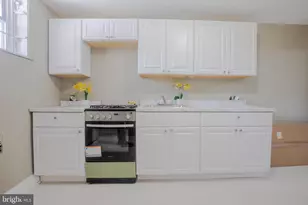 2008 Latona St, Philadelphia, PA 19146 - Photo 8