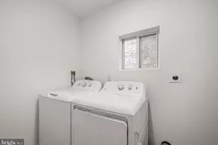 985 N 5th St, Philadelphia, PA 19123 - Photo 22