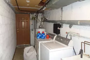 320 E Claremont Rd, Philadelphia, PA 19120 - Photo 18