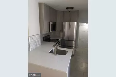 116 Grape Street #7, Philadelphia, PA 19127 - Photo 2