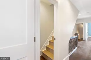 433 Roxborough, Philadelphia, PA 19128 - Photo 34