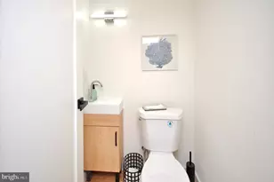 1525 Rodman St, Philadelphia, PA 19146 - Photo 16