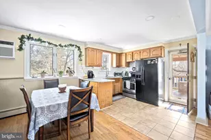 1439 Shelmire Ave, Philadelphia, PA 19111 - Photo 4