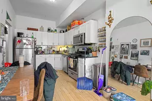 2031 E Susquehanna Ave, Philadelphia, PA 19125 - Photo 2