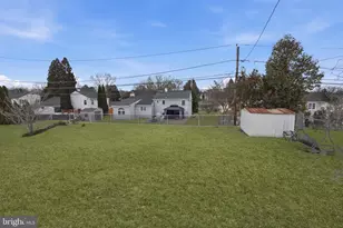 513 Smithfield Ave, Philadelphia, PA 19116 - Photo 32