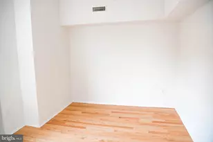 767 S 15th St, Philadelphia, PA 19146 - Photo 36
