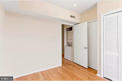 767 S 15th Street, Philadelphia, PA 19146 - Photo 54