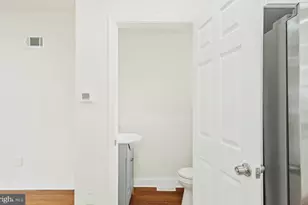 4847 Fairmount Ave, Philadelphia, PA 19139 - Photo 12