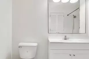 111 N 9th St, Philadelphia, PA 19107 - Photo 12