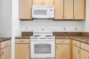 111 N 9th St, Philadelphia, PA 19107 - Photo 2