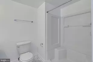 220 W George St, Philadelphia, PA 19123 - Photo 18