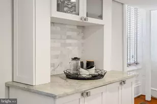 1035 Spruce St, Philadelphia, PA 19107 - Photo 20