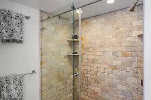 1035 Spruce St, Philadelphia, PA 19107 - Photo 46