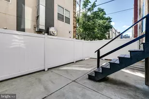 228 W George St, Philadelphia, PA 19123 - Photo 50