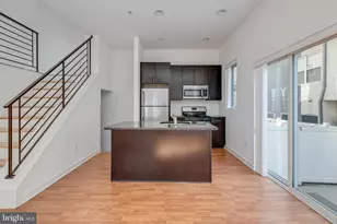 228 W George St, Philadelphia, PA 19123 - Photo 8