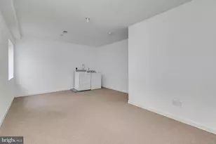 228 W George St, Philadelphia, PA 19123 - Photo 14