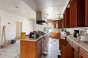 1601 S 60th St, Philadelphia, PA 19142 - Photo 10