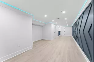 612 S 51st St, Philadelphia, PA 19143 - Photo 32