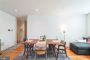 2555 Carpenter St, Philadelphia, PA 19146 - Photo 8