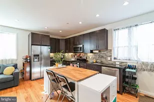 2555 Carpenter St, Philadelphia, PA 19146 - Photo 10