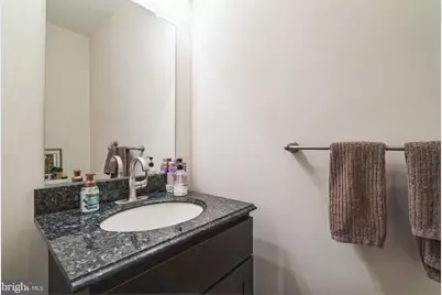 2555 Carpenter Street #C, Philadelphia, PA 19146 - Photo 18