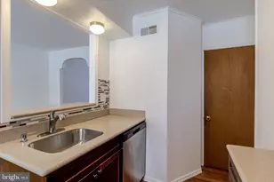 5882 Magdalena St, Philadelphia, PA 19128 - Photo 16
