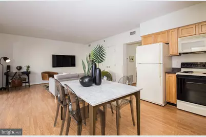 1030 N 2nd St #203, Philadelphia, PA 19123 - Photo 10