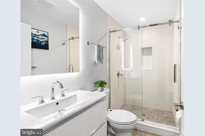 1215 Addison Walk, Philadelphia, PA 19147 - Photo 18