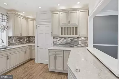 417 W Grange Avenue, Philadelphia, PA 19120 - Photo 8