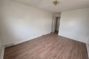 6327 Eastwood St, Philadelphia, PA 19149 - Photo 4